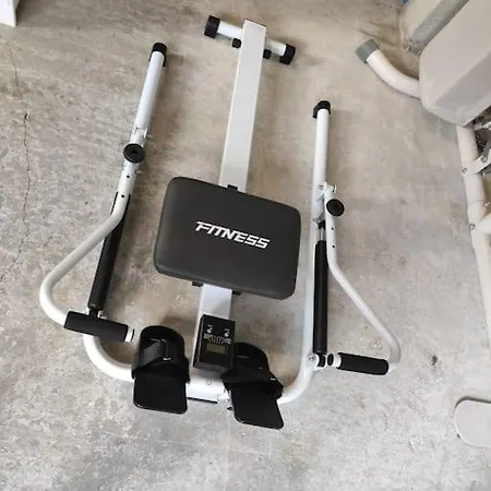 Vila Belle Familiale A La Campagne Et Sa Piscine Chevrieres (Isere)