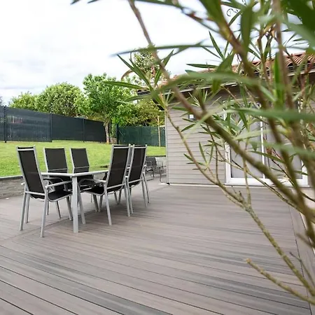 Vila Belle Familiale A La Campagne Et Sa Piscine *